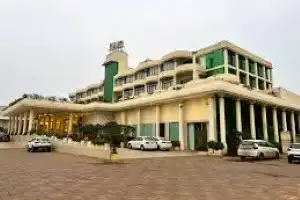 Hotel Babylon International